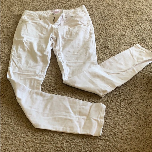 no boundaries white jeans